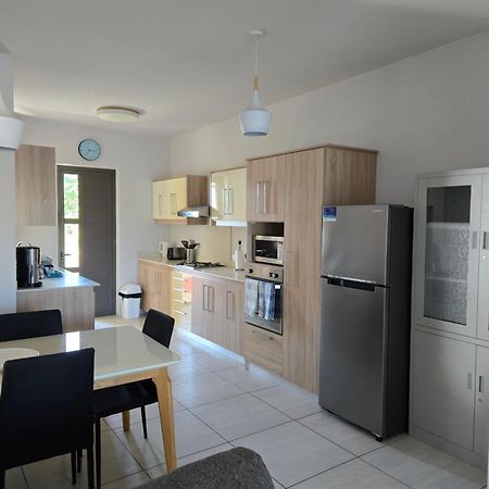 Modern And Cosy Condo: Westwood Apartments Flic en Flac Ngoại thất bức ảnh