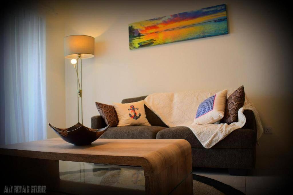 Modern And Cosy Condo: Westwood Apartments Flic en Flac Ngoại thất bức ảnh