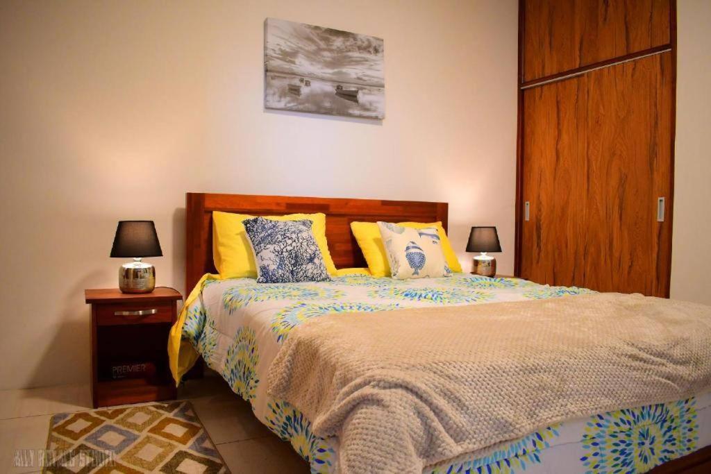 Modern And Cosy Condo: Westwood Apartments Flic en Flac Ngoại thất bức ảnh