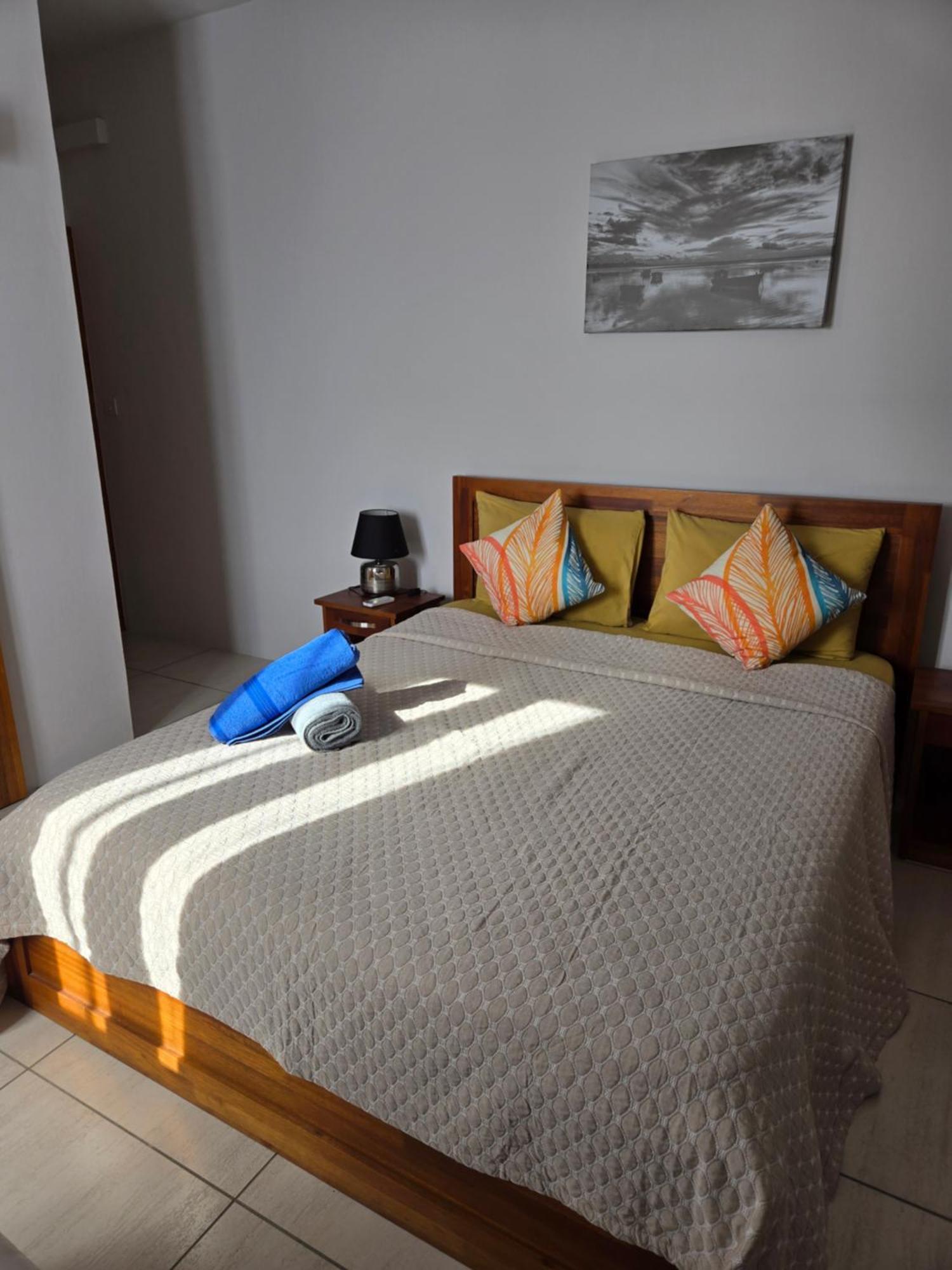 Modern And Cosy Condo: Westwood Apartments Flic en Flac Ngoại thất bức ảnh